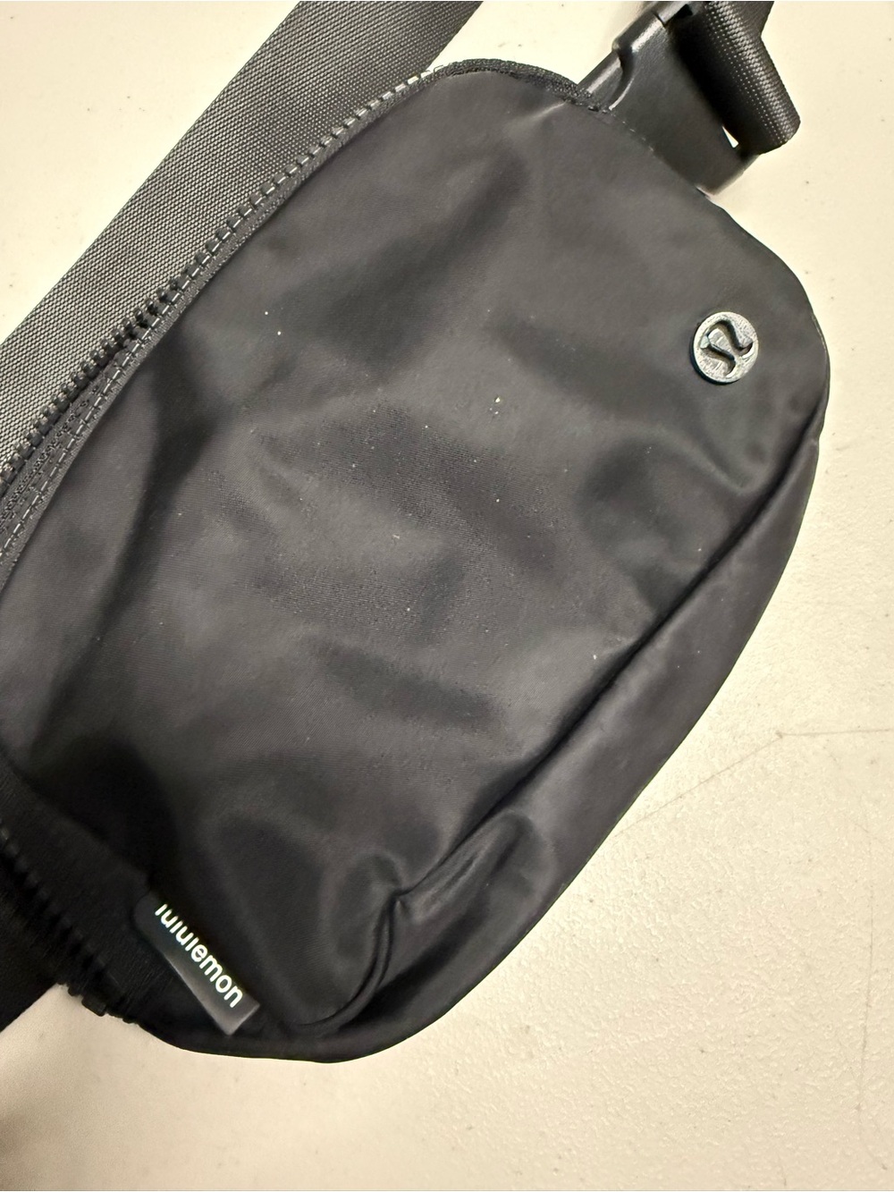 lululemon athletica Black Women's Belt Bag - Picture 2 of 4